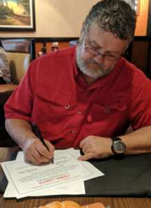 Emory Dunahoo, Jr signs the Congressional Term Limits Pledge