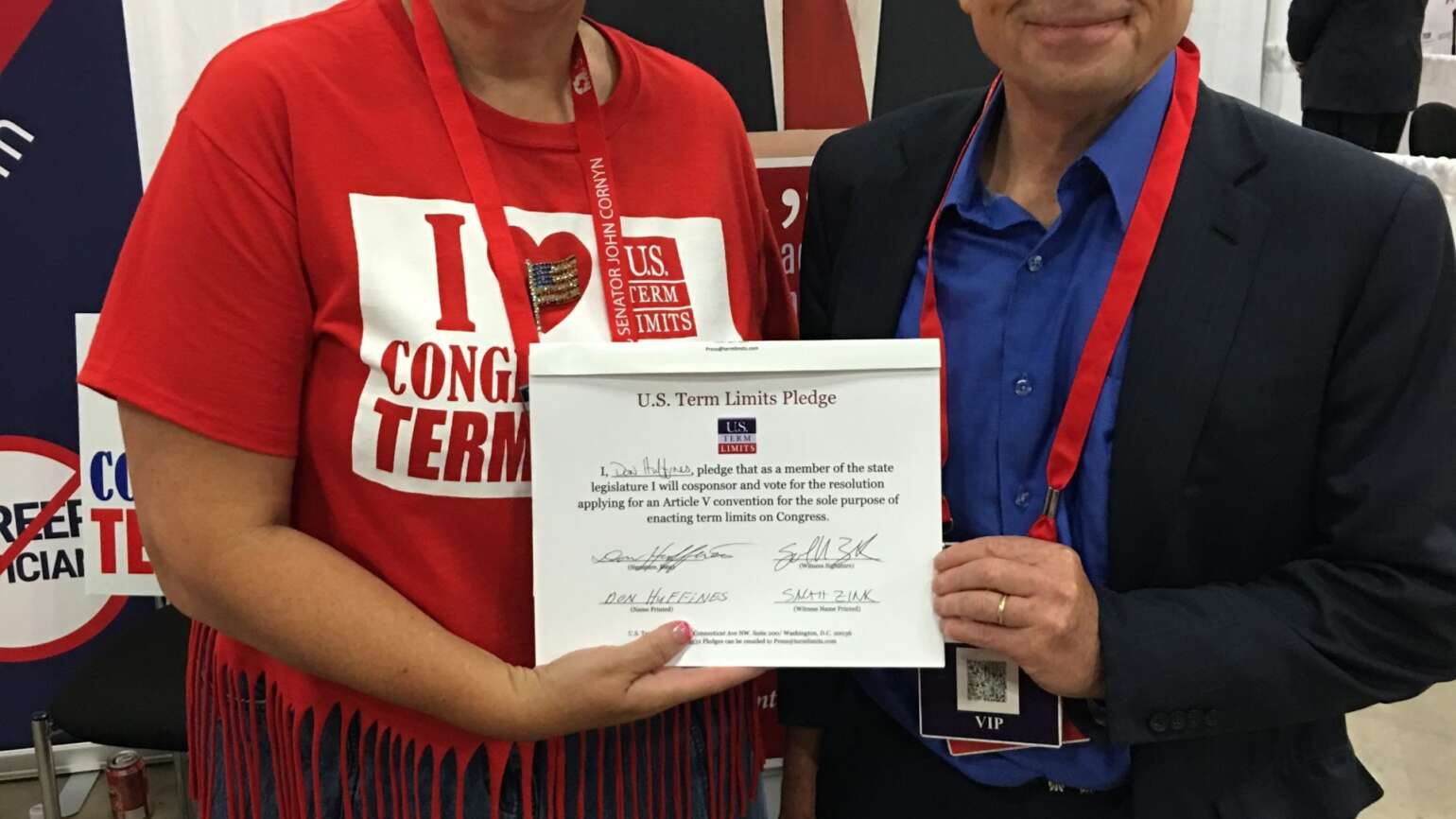 Huffines signs term limits pledge