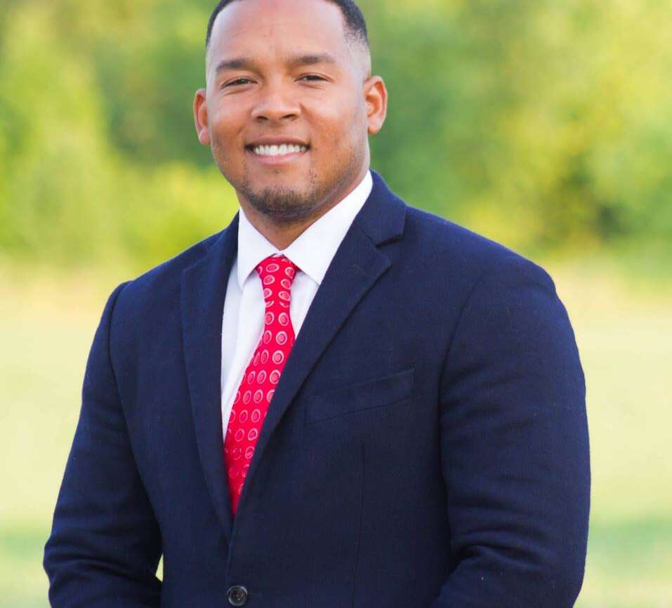 Bobby Mitchell Signs term limits on COngress pledge